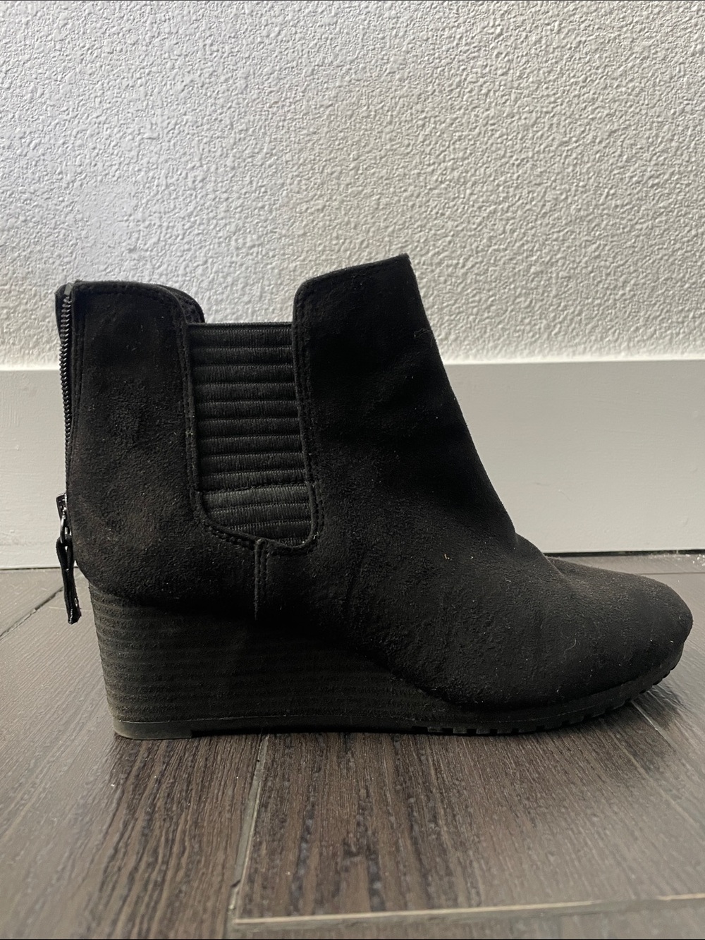Dr. Scholl's Black Suede Wedge Chelsea Ankle Boots - Picture 2 of 5